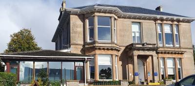 {{property:listingtitle}}