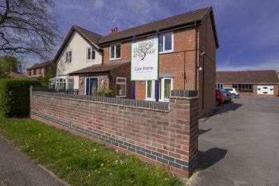 {{property:listingtitle}}