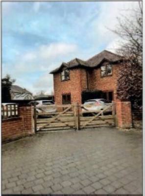 {{property:listingtitle}}